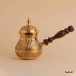 قهوه جوش برنجی طلایی در دار هندی