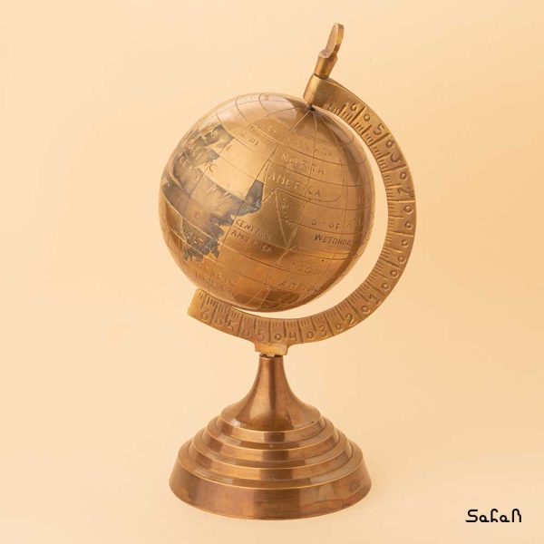 مجسمه کره زمین برنجی هندی طلایی