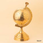 مجسمه کره زمین برنجی هندی طلایی
