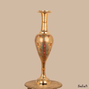 گلدان برنجی میناکاری شده با طرح های قرمز و آبی